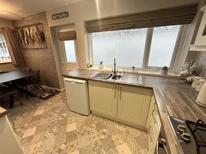 Photo 7- click for photo gallery